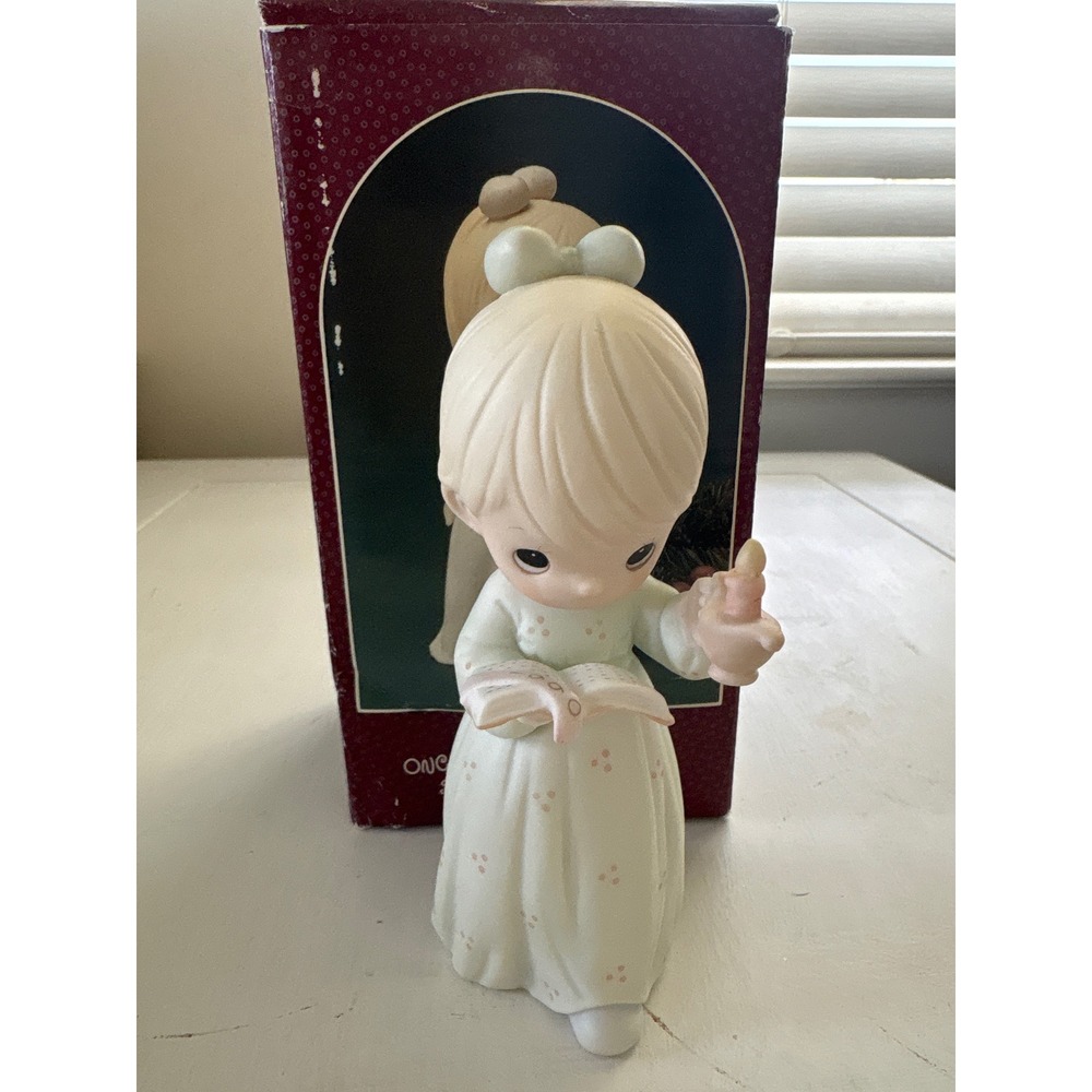 Precious Moments Once Upon A Holy Night 1990 Special Issue Figurine 523836 Box
